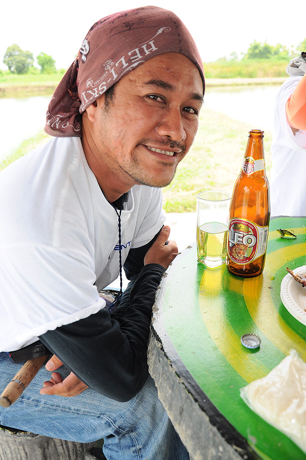 นังเอกมีพิรุธ ซ่อนไรไว้เอาออกมาดูเลย :mad: :mad: :mad: :grin: