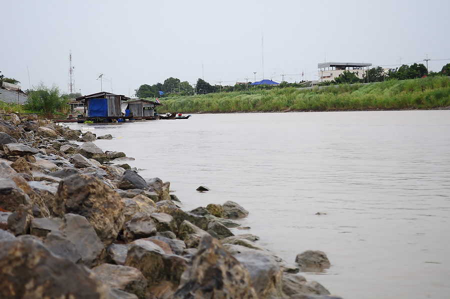  [b]ลากันไปด้วยภาพนี้และกันครับ เจ้าพระยา แม่น้ำที่ให้ความสุขสำหรับคนอย่างพวกเรา สวัสดีครับลากันไปก่