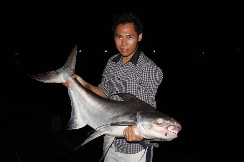 ขอยืมหล่อบ้างครับ..555+




ขอลากันด้วยภาพนี้แล้วกันนะครับ

                                 