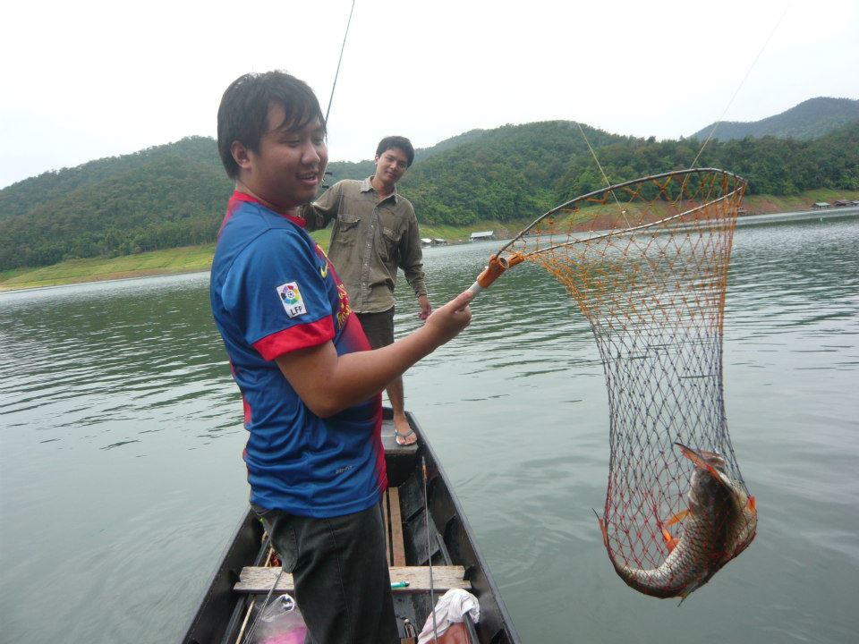 เข้าหมายใหม่เรือยังไม่จอดก็โดนอีกแล้วครับ สองตัว น้องนิวตัว ผมอีกตัวมีสวิงเดียวช้อนคู่ไปเลยครับผลงาน