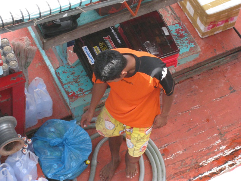 เรือไต๋ก๊อดเจ้าเก่าครับ..... :grin: