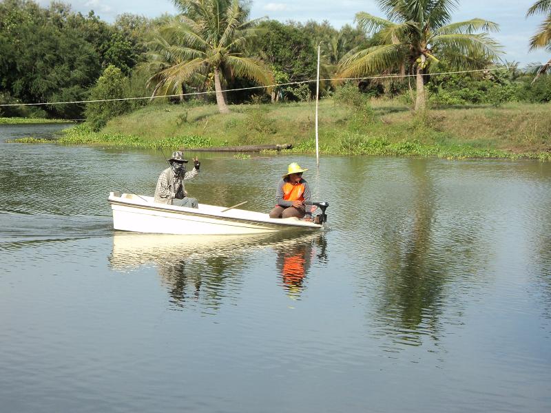 หมายสุดท้ายของวันแล้วนะน้าโจ....ยกเรือขึ้นลงเมื้อยกว่าสู้กับปลาเยอะเลยยยยยน้า....ไหนอ่ะ กรายจิบ....โ