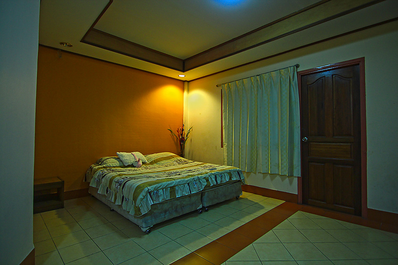  [b]+++คืนนี้ อ่ำ เปิดห้องไว้ที่โรงแรมผาสุข..ของป๋าอ๊อด..อ่ะครับ[/b]