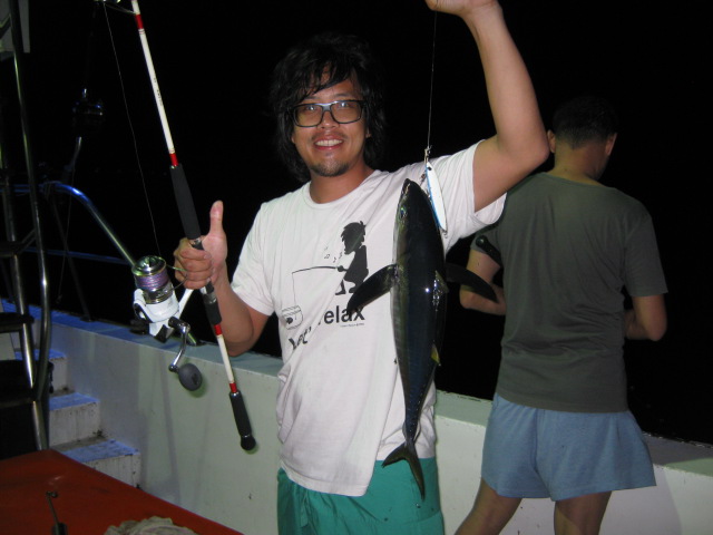 .....บ่ะ!!!!..กินจริงด้วยวุ้ย..... :laughing: