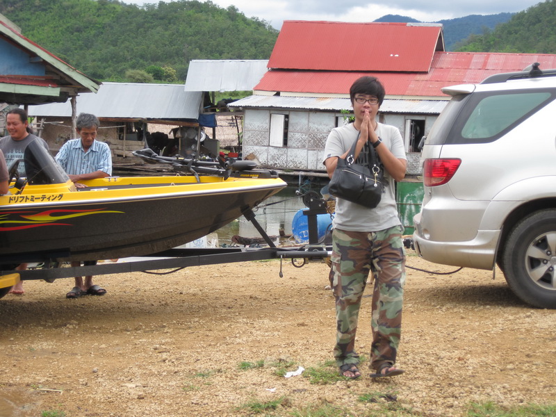 แนะนำสมาชิกใหม่ น้องเอ็กซ์ ลูกชายเจ้าของเรือและเจ้ามือเกิบทุกๆทริปครับ :grin: :smile: