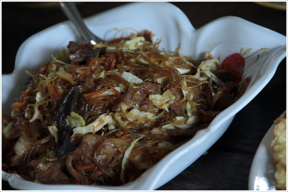 


วุ้นเส้นผัดไข่







 :grin: :grin: :grin: