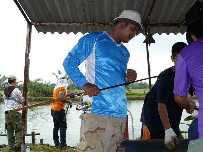 เช็ดหน่อยตัวนี้+++เลยได้ไปหนึ่งขันอ่ะ :cool: :cool: