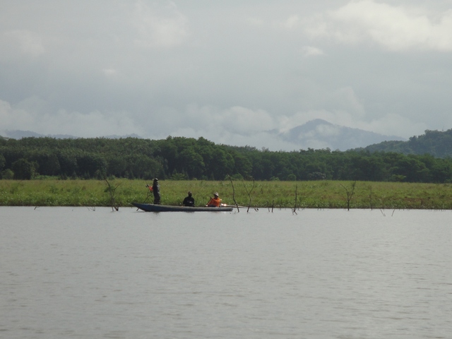 เรือของเพื่อนอีกลำไม่รู้โดนอะไรกันมั่งหรือยัง