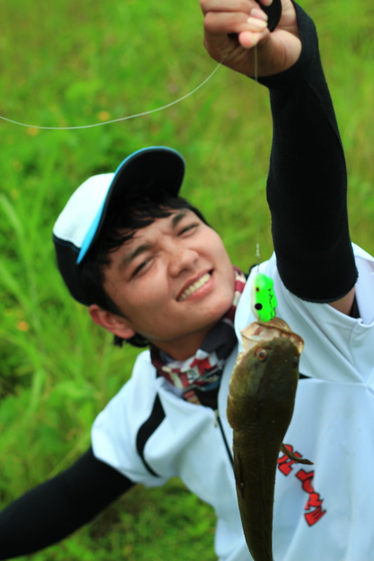 ยิ้มสิครับ!!~   เจ้าของกบ อิอิ