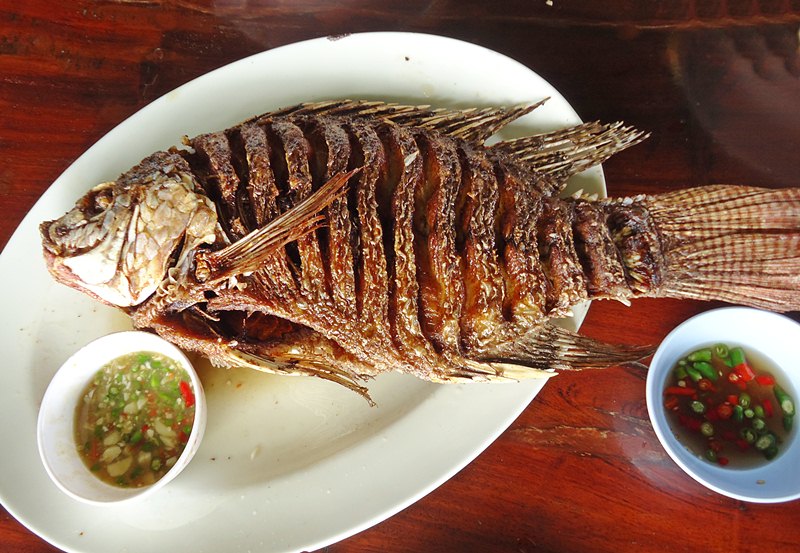 เมนูเด็ด..ขอแนะนำ หากน้าๆท่านใดแวะไป "แพปู่ย่าตายาย" อร่อยมาก ครับผม !!!  :cool: :cool: :cool:

