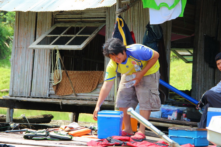  [b]โต๊ดพร้อม[/b]  :cool: