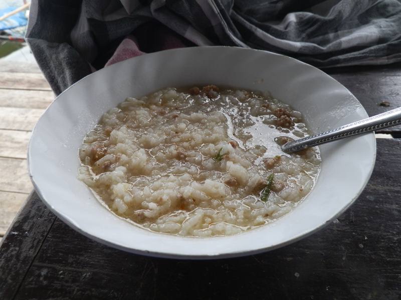 ข้าวมือแรกของเช้าวันแรกก็ข้าวต้ม แสนอร่อยครับ อิอิ