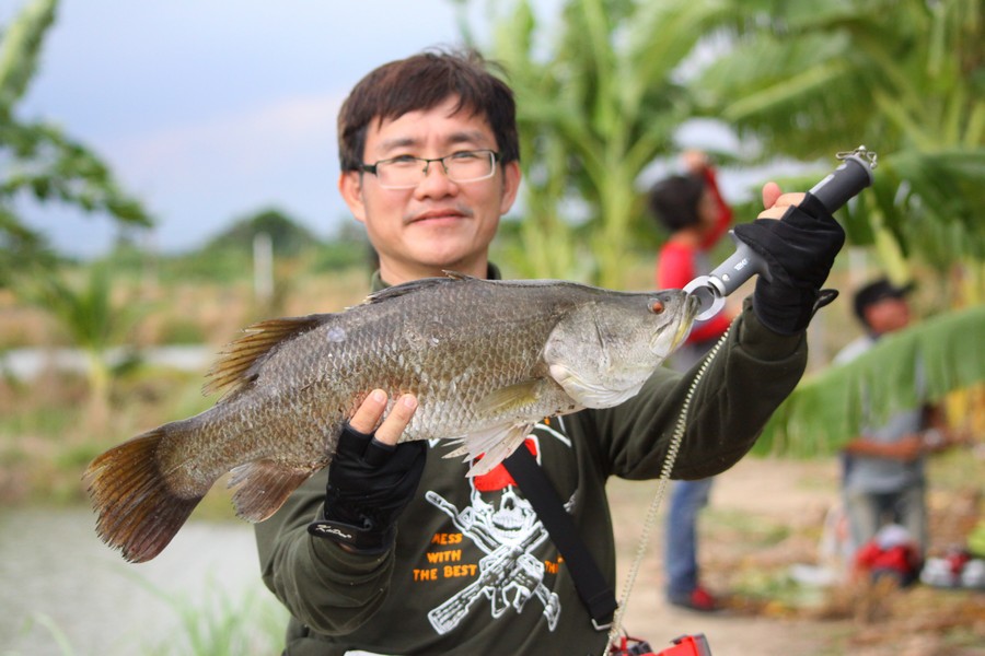 หล่อหน่อยตัวนี้ 3 โล :cheer: :cheer: