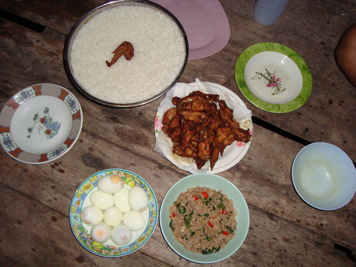 เมนูมื้อเย็นครับ :grin: