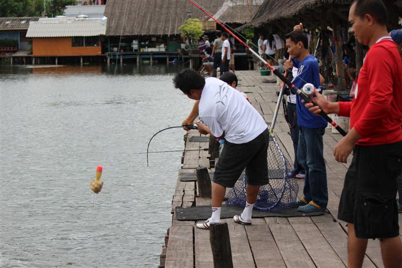 วิ่งมาทางขวา    :cheer: :cheer: :cheer:
