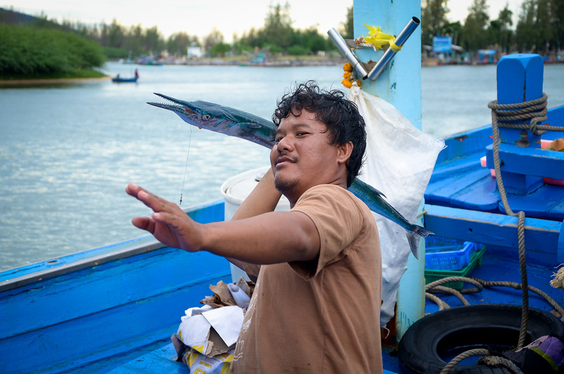  นักกีฬา พุ่งหลาว....จากเกาะสีชัง.....

 :grin: :grin: :grin: :grin: :grin: :grin: :grin: