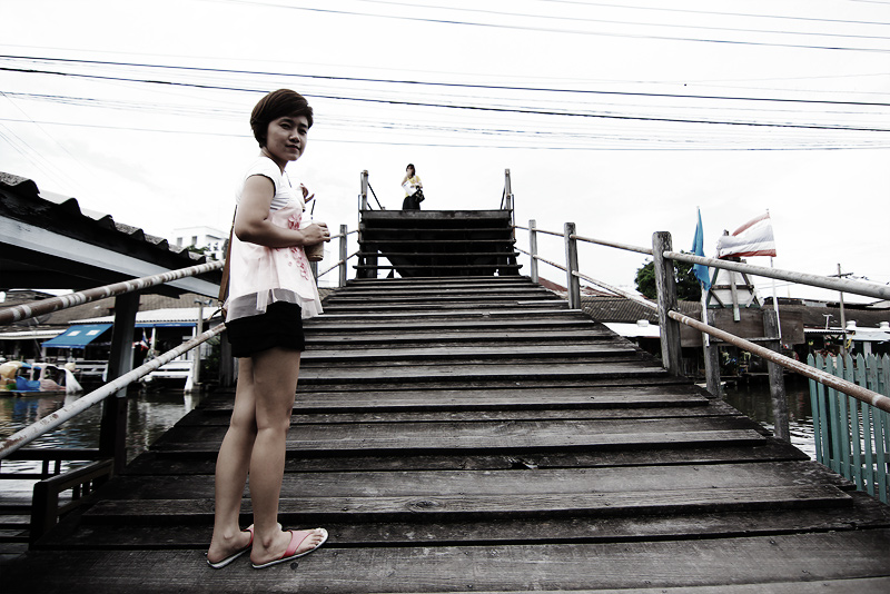 [b]+++กลับแระ[/b] :grin: :grin: :grin:
