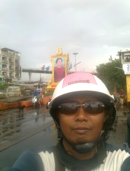 ...ดูดิดูทำกลุ้มกริ่ม... :angry: