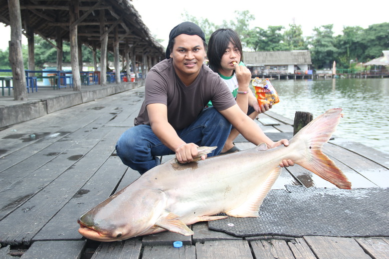 มีคนไม่ตกแต่ขอแจมด้วนครับ
 :grin: :grin: :grin: