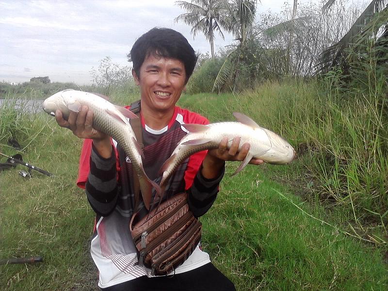 เซ็งๆเลยชวนกันไปตกปปลาที่เจโม