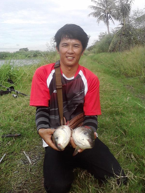 จับปลาสองมือครับ :laughing: :laughing: :laughing: :cheer: :cheer: :cheer: :cheer: