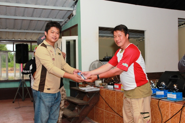 แจกของรางวัล ในช่วงนาทีทอง 