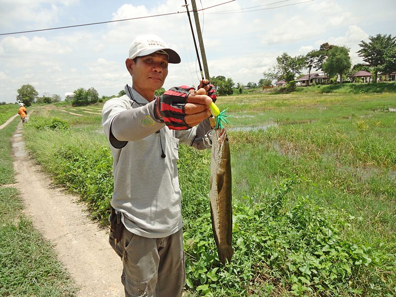 หาย "คล้องใจ" รึยัง ครับพี่ !!!  :laughing: :laughing: :laughing: