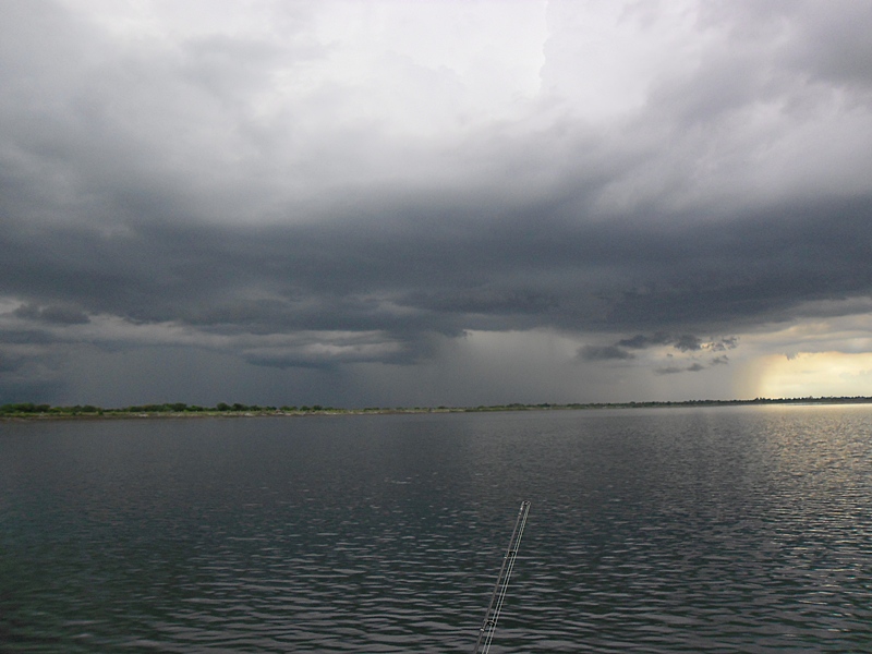 

 [center] [b]ฝนมาแล้วคร้าฟฟ เผ่นก่อนละคร้าฟฟฟฟ


ขอลากันด้วยภาพนี้นะครับ แล้วพบกันโอกาสหน้าคร