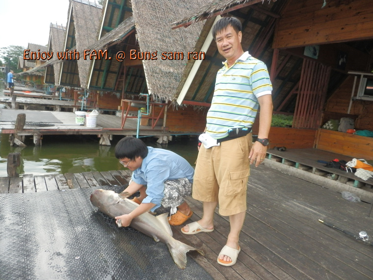 ปลดเบ็ด จัดท่าทางซะหน่อย :cool: