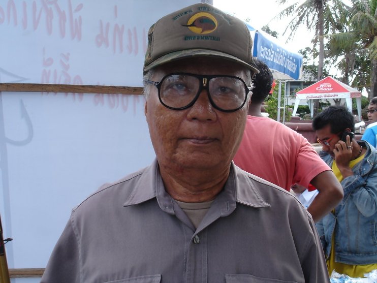 คุณพ่อ ประธาน มาทุกปีครับ :prost: