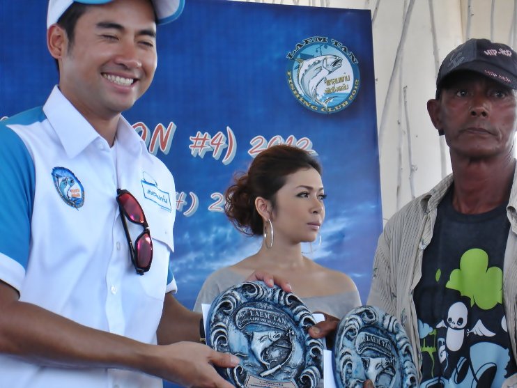 คนเดียว 2 รางวัล