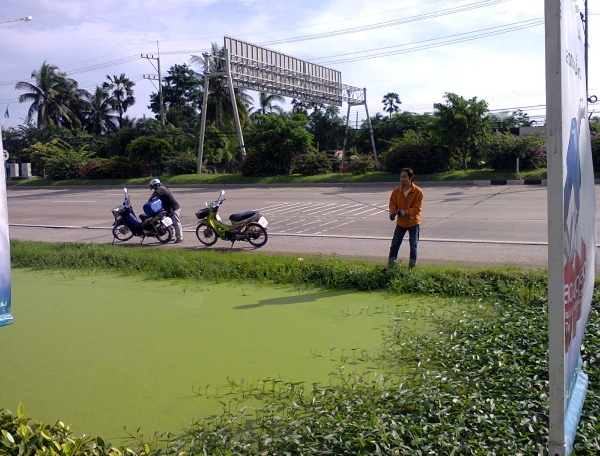 ...ตาโจ้แกเล่นหน้าปั๊มเนี่ยนะ...แหมใจร้อนจังตกลงน๊อตใครรู้หรือยัง... :laughing: :laughing: :laughing