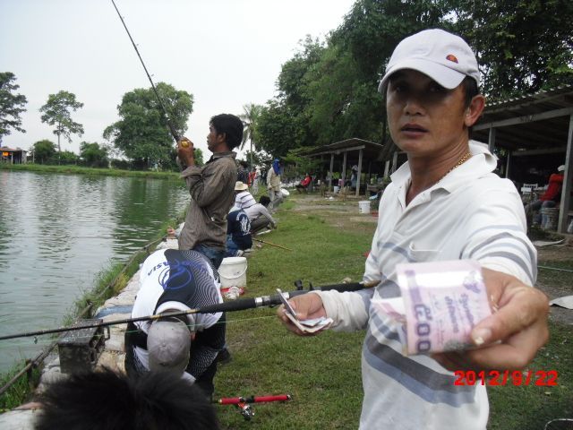 พี่ชัยลุกชิ้นไม่ต้องจ้างถ่ายรูปครับผมไม่รับเงิน :cheer: :cheer: :cheer: :cheer: :cheer:
