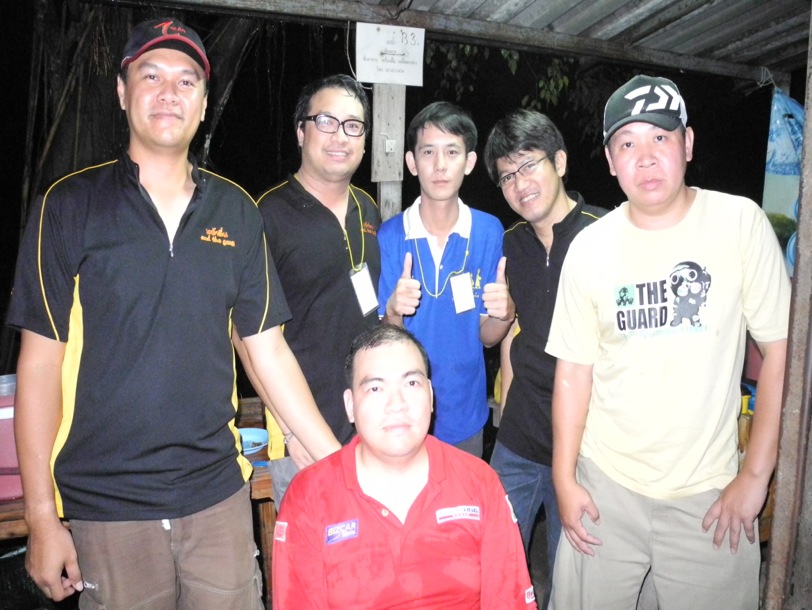 ใครอยากกินปลานิลทอด สุดแสนจะ...เข้ามาเลยครับ เดี๋ยวจัดให้กินครับ