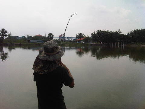 ไม่ไหวแล้วมันจะพาเข้าต่ออย่างเดียวว

วัดสวนสักโช้ะ [b] เปรี้ยยยยยย  (เชื่อว่าเป็นเสียงที่น้าๆไม่อย