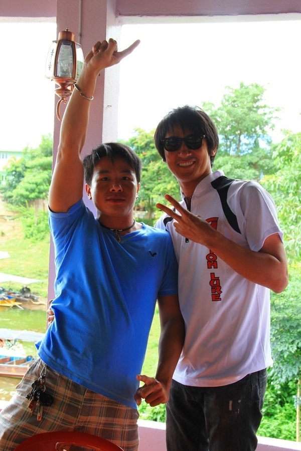 ไม่นานเกินรอ คาสโนว่าครูเอ๋ ก้อตามมาสบทบ 
ฮือๆ ดีใจจนแทบจะกลั้นน้ำตาไว้ไม่อยู่ งานนี้ครูเอ๋ไม่เบี้ย
