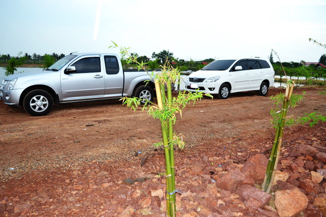 พาน้อง อิน มาเที่ยวทางลูกรังครับ   ตามภาพฝนไม่ตก

แต่ต่อมาอีกวัน   นึกว่า  4WD   อย่างครั๊ก  :laug