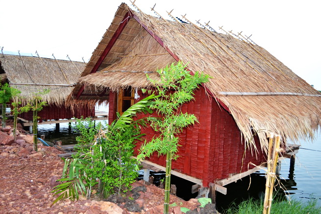 บ้านน้อยหลังนี้  สุขีเสียจริง      บรรยากาศ  ดีมาก    