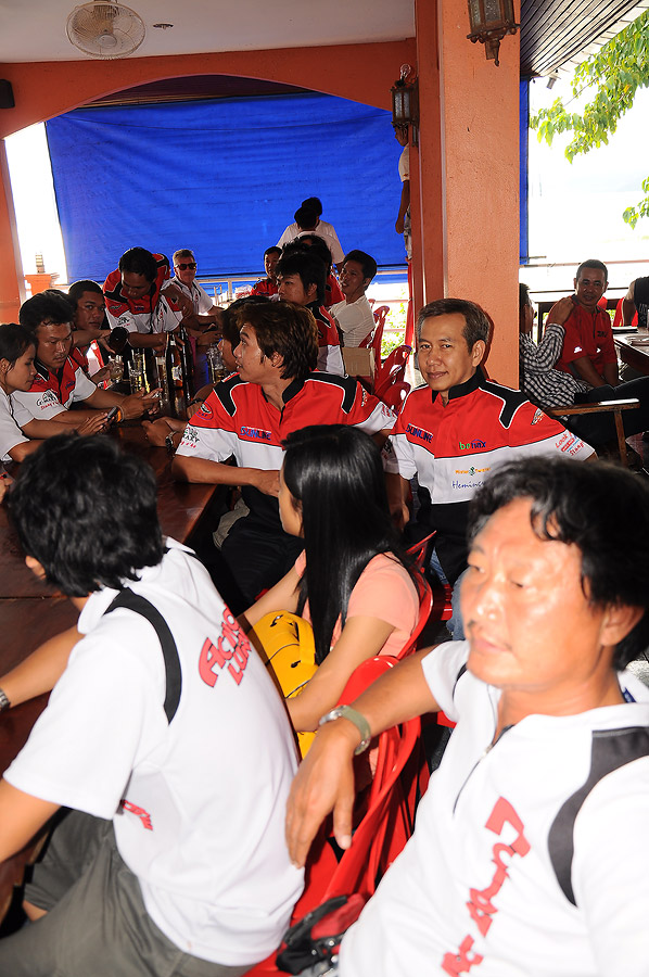 ลงทะเบียนเรียบร้อยจัดการเรื่องที่นั่งกันก่อน :grin: :grin: :grin: