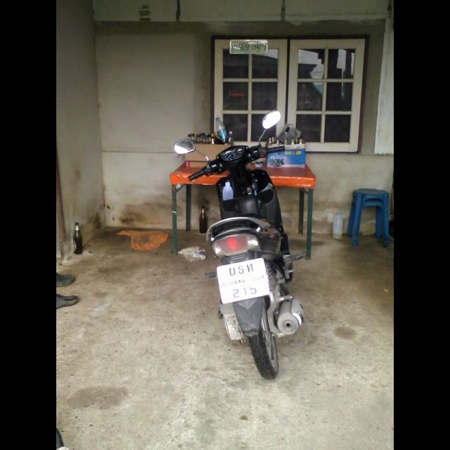 ถึงแล้วนะครับ บ้านน้ารัตน์ ปิดบ้านเงียบเลยสงสัยคิดว่าเราไม่มาแน่เลย :grin: :grin: :grin: :grin: :gri