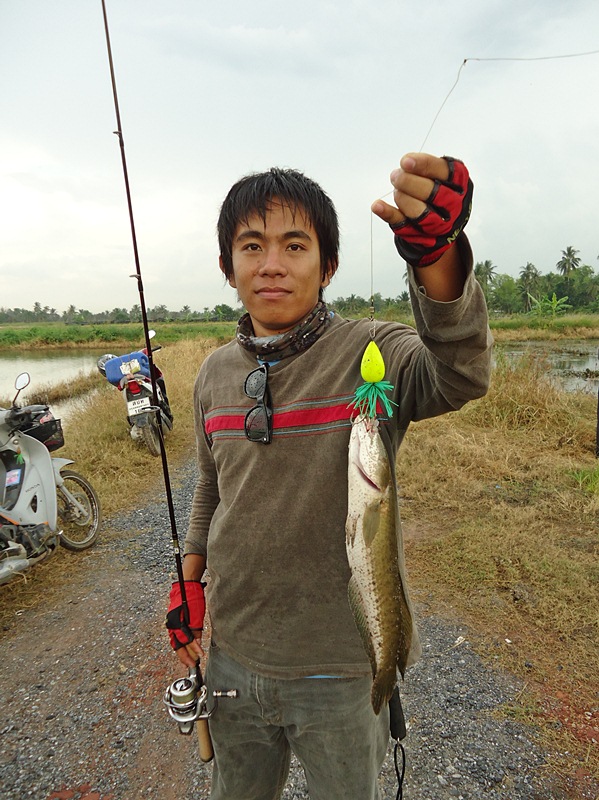 หล่อ..หล่อ ไปเลย ครับผม !!!   :cool: :cool: :cool:

 :grin: :grin: :grin: :grin: :grin:
