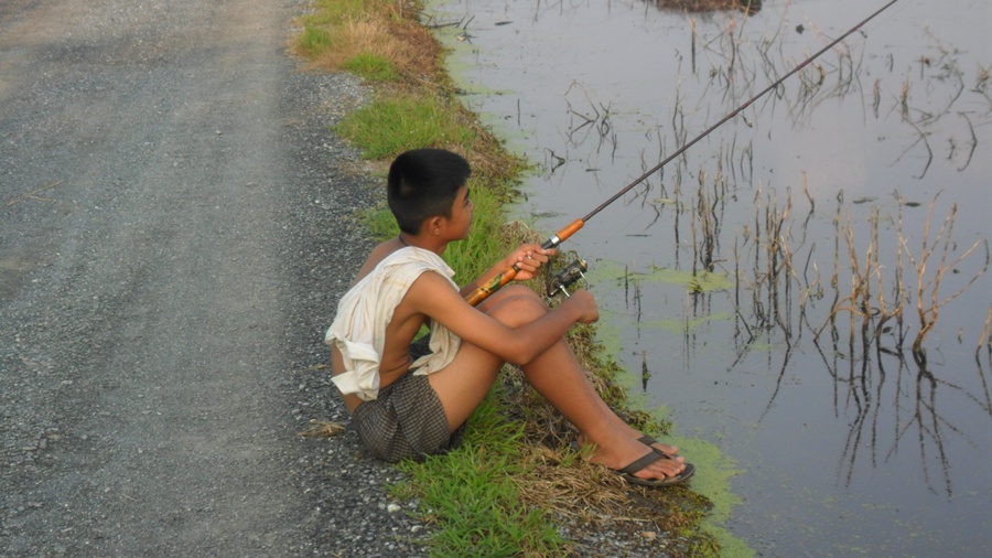 

                         เนี่ยะหนะเหรอ..ท่าตีเหยื่อปลอมของเอ็ง :mad: :mad: :mad: :mad: :mad: :ma
