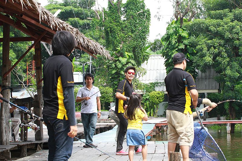 อ่อน!!  :laughing: :laughing: :laughing: :laughing: :laughing: