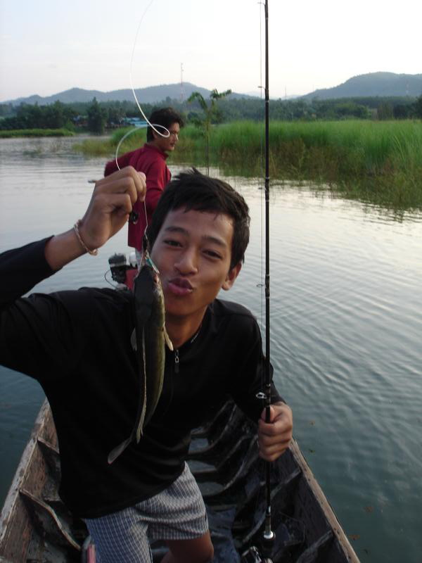 จะกลับ้านแล้ว มือขึ้นเลยนะ.... :cheer: :grin:
