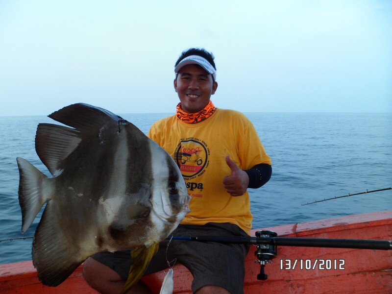 รูปนี้หูช้างแอฟริกาครับ  :laughing: :laughing: :laughing: