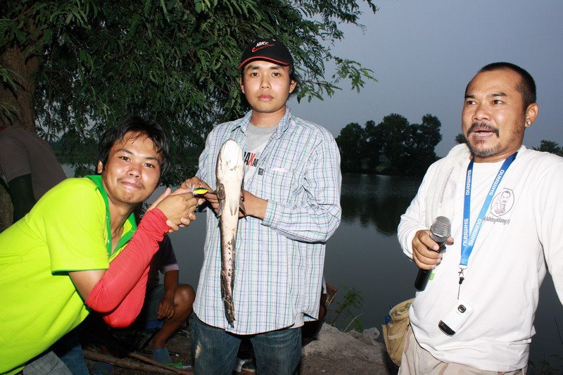 แชมปลายาว รับกบSit1ตัว  :cool: :cool: :cool: