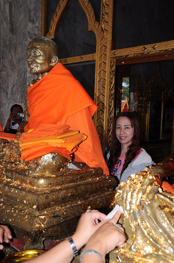 ปิดทั้งหน้าทั้งหลังเลยเหรอ :laughing: :laughing: :laughing: :laughing: :laughing: