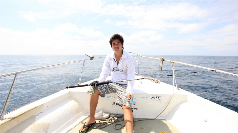 ตอนนี้ อยู่ในช่วงเวลาย้ายหมาย

ตามฝูง cobia ครับ

น้าปั๊มจับคันป๊อป ไม่วางเลย