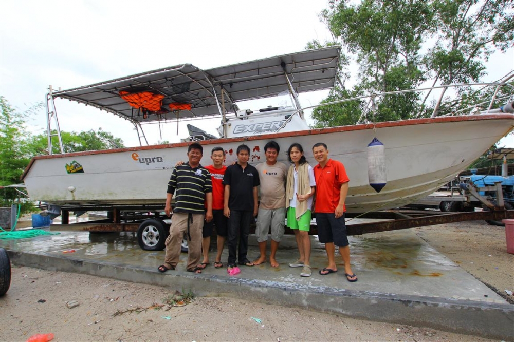เรือ TUNA II by See chong shou

No Boat No Fish ครับ

 :grin: