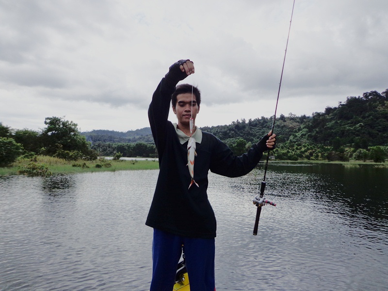 [q][i]อ้างถึง: F24 posted: 25-10-2555, 10:21:12[/i]

 :cheer: :cheer: :cheer: :cheer:
Fishn2gthr4